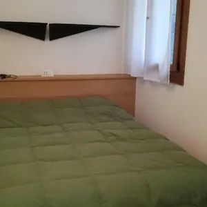  Apartment Life In Italy
